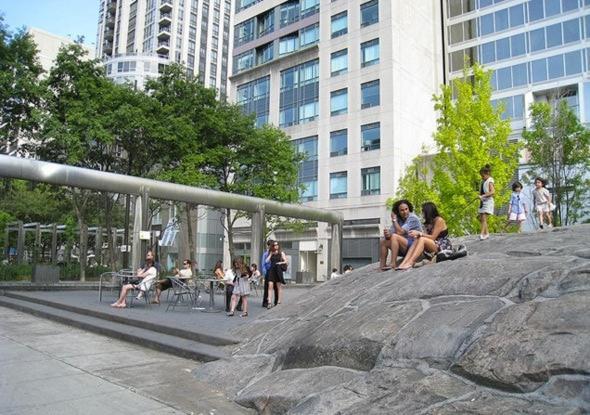 Apartment In Yorkville - Newly Furnished Luxury Unit